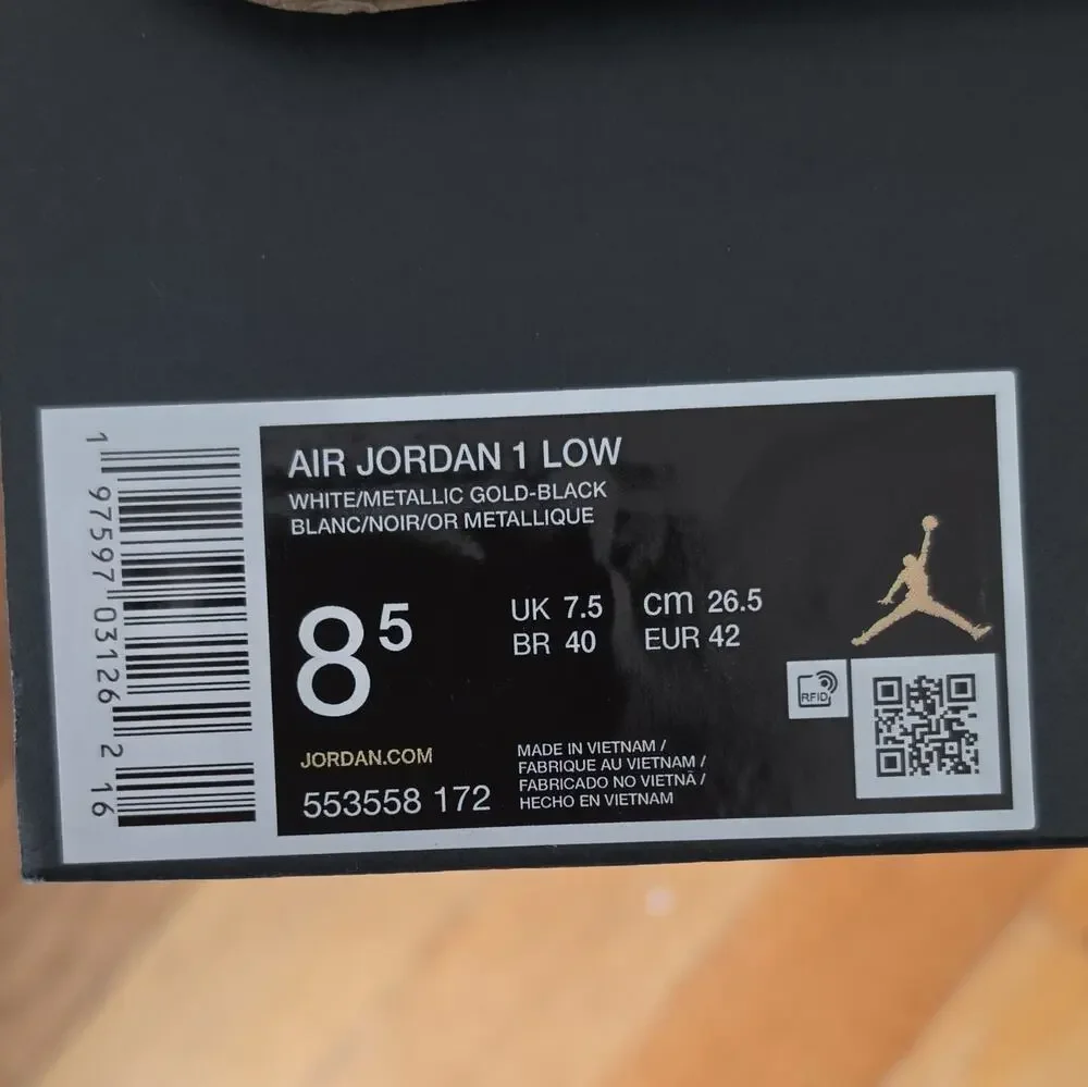 Jordan Air Jordan 1 Low Gold Swoosh Leather Sneakers White/Black/Gold 553558-172